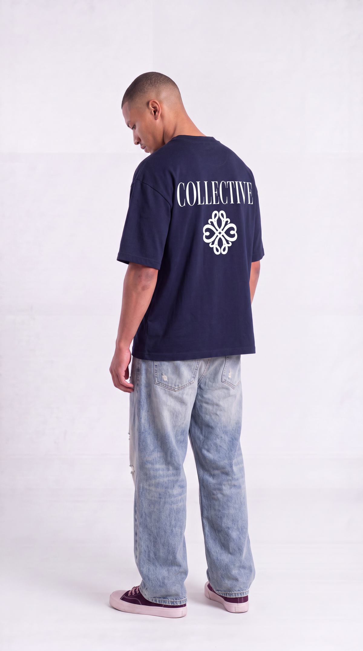 Collective Essential Tee - Navy Blue/White