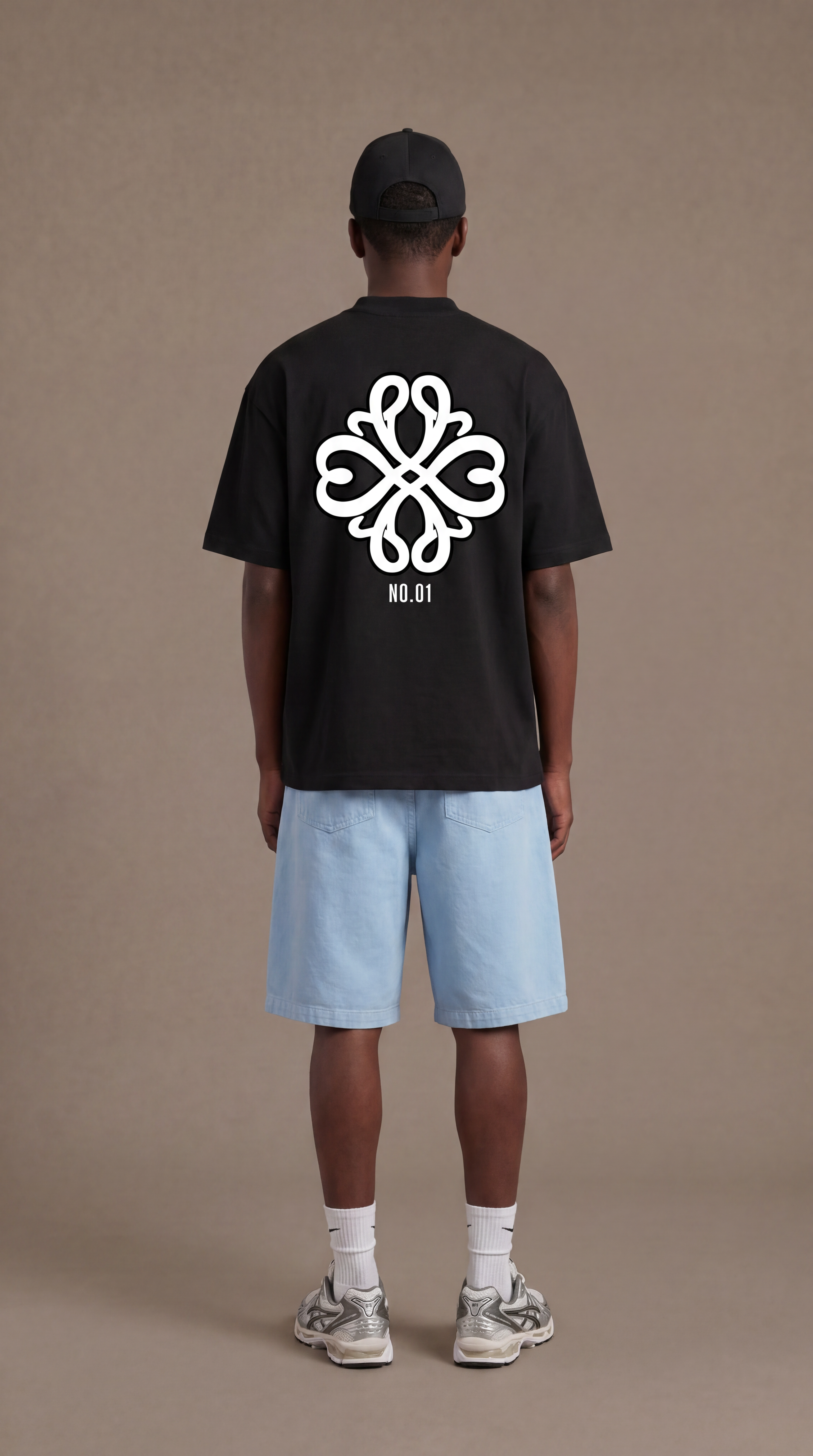 Collective Tee NO.01 - Black/White